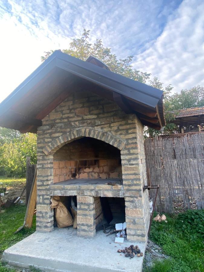 Apartmán Kod Cika Brke Vrdnik Exteriér fotografie